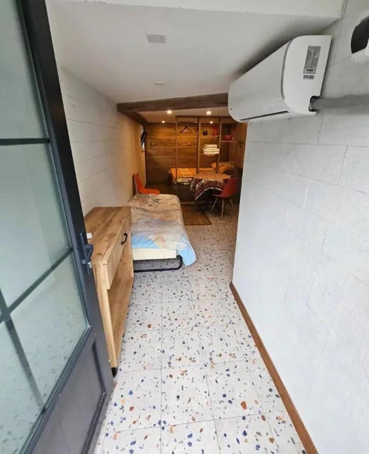 Family Mini-Hotel Martirosyan'S And Tours Jerevan Buitenkant foto